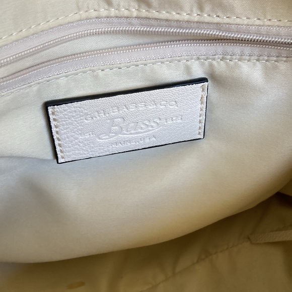 G. H. Bass & Company Leather Cream Satchel Handbag NWT - Picture 6 of 11